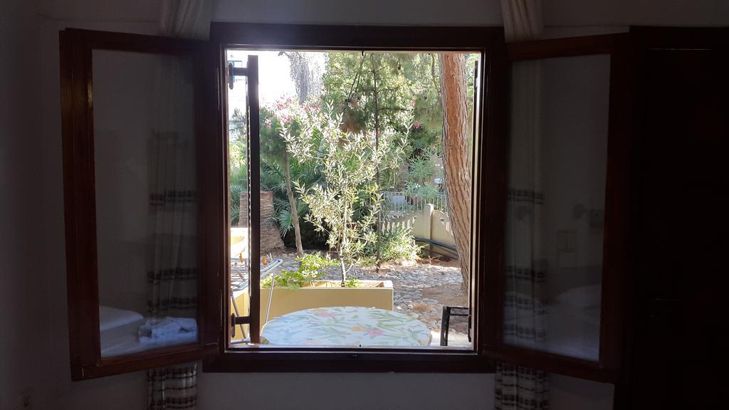Stelios Rooms Палиохора Екстериор снимка