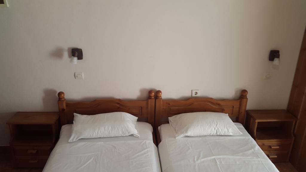 Stelios Rooms Палиохора Екстериор снимка